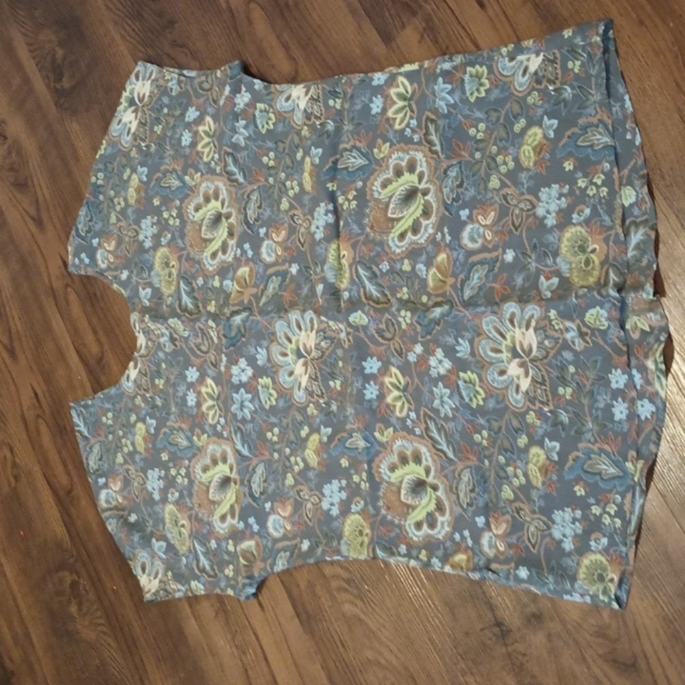 Reformation Muted Blue Green Paisley Floral Loose Fit Tunic Top A33